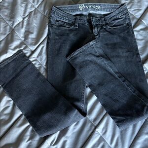 Bullhead Venice skinny denim jeans 2000s. Dark grey wash, Size 0, short.